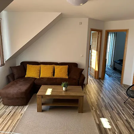 Apartament Kehida Relax Apartmanhaz Kehidakustány