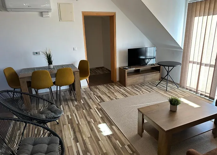 Kehida Relax Apartmanhaz Kehidakustány