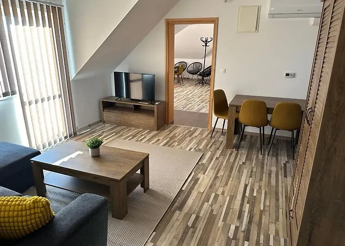 Lägenhet Kehida Relax Apartmanhaz Kehidakustány